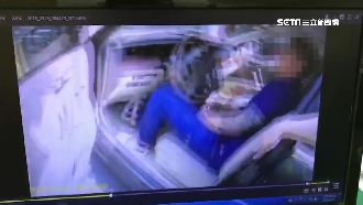 酒駕情侶睡倒停路中　遇警盤查還想跑