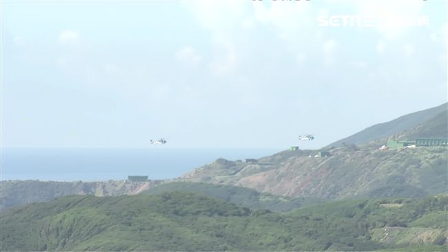 九鵬飛彈射擊出包？不明物墜落冒白煙