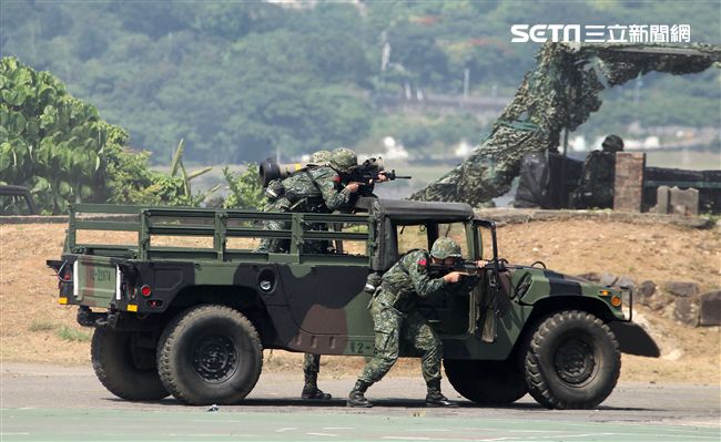 部隊官兵必須透過平日真實的戰備訓練，再利用各項演習時機，驗證指揮與協調機制，將戰力發揮至極致。（記者