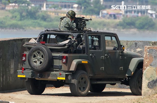 部隊官兵必須透過平日真實的戰備訓練，再利用各項演習時機，驗證指揮與協調機制，將戰力發揮至極致。（記者