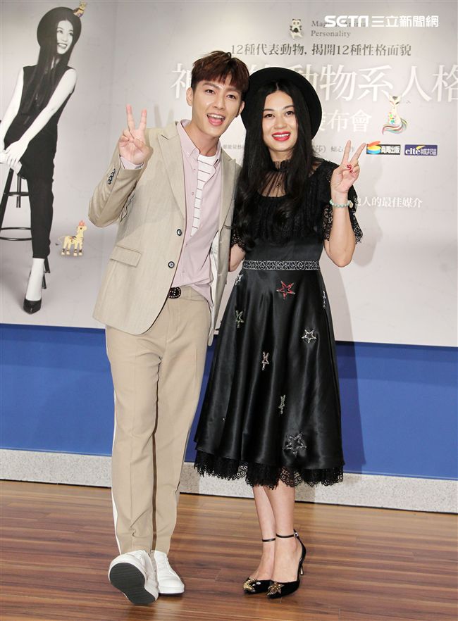 炎亞倫、愛莎公主聯手出擊文創、影視、設計、藝術潮牌。（記者邱榮吉/攝影）