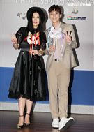 炎亞倫、愛莎公主聯手出擊文創、影視、設計、藝術潮牌。（記者邱榮吉/攝影）