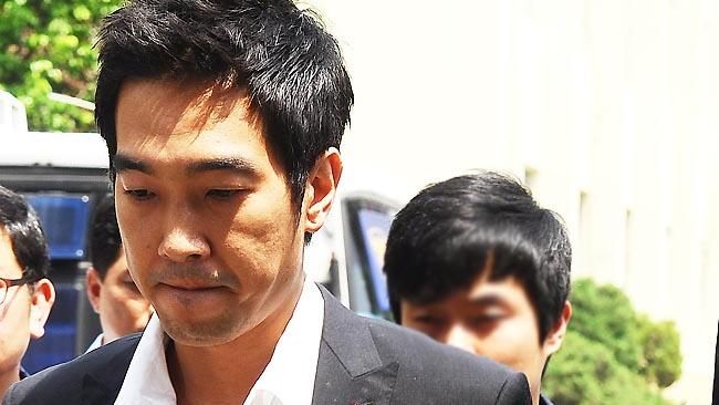 男星性侵未成年　電子腳鐐戴3年可解