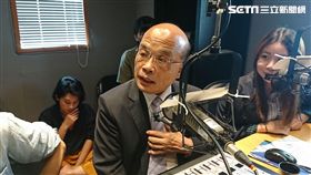 新北市長參選人蘇貞昌接受輔大之聲電台專訪。 （圖／記者林敬旻攝）