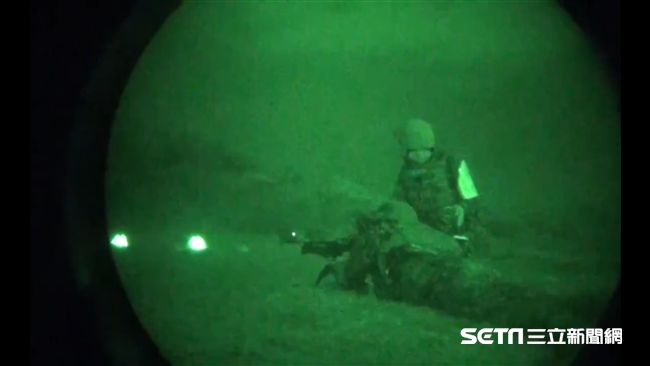 模擬共軍犯台！海軍陸戰隊夜間殲敵