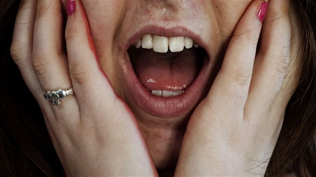女半夜尖叫狂喊：不要　住戶目睹這幕傻眼
