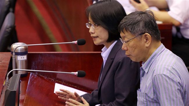 柯與藍營合立抹黑？吳音寧表哥爆料