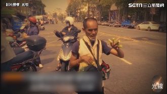 「沒時間害怕」…他顫抖感謝賣口香糖