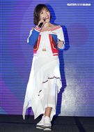「能量歌姬」李佳薇全新專輯（相反的是）正式發片。（記者邱榮吉/攝影）
