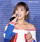 「能量歌姬」李佳薇全新專輯（相反的是）正式發片。（記者邱榮吉/攝影）