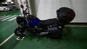 嘉義,火車站,汽車格,停車格,重機騎士,重機,停車費,報警（圖／翻攝自謝連仲臉書）