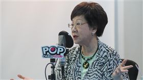 呂秀蓮接受電台專訪（2）前副總統呂秀蓮（圖）5日在台北接受電台專訪，對於總統蔡英文希望親自拜會，呂秀蓮說，從蔡總統當民進黨主席到現在有多久，多的是機會，「何必在大家的壓力之下，才說要見我？」中央社記者張皓安攝  107年6月5日