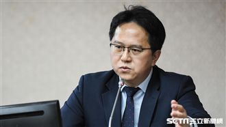 立院淪陷？高嘉瑜、邱志偉爆快篩陽性