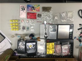 台北,萬華,毒販,安非他命,搖頭丸,威而鋼,客製化,到府服務。翻攝畫面