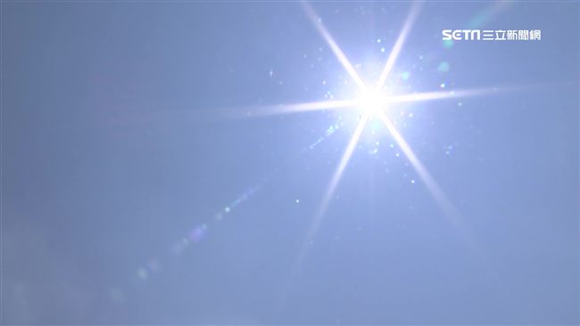 男大生戴錯墨鏡險瞎　這三種顏色最佳