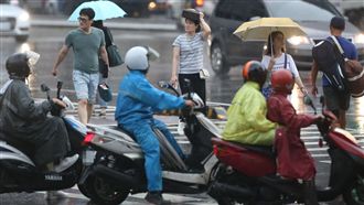 明起東北風增強有雨 週四低溫20度