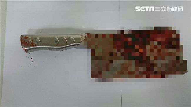 怨啃老不煮飯　99歲父削斷兒子食指