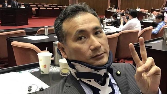 休會動刀！鄭運鵬：不是醫美不會變帥