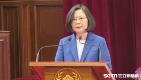 蔡英文總統簽署「兒童及少年未來教育與發展帳戶條例」記者會。（圖／記者盧素梅攝）