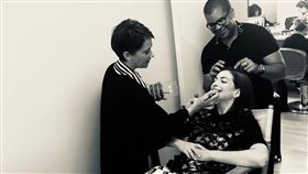 ▲安海瑟薇私底下其實是假面甜心？（圖／翻攝自IG）