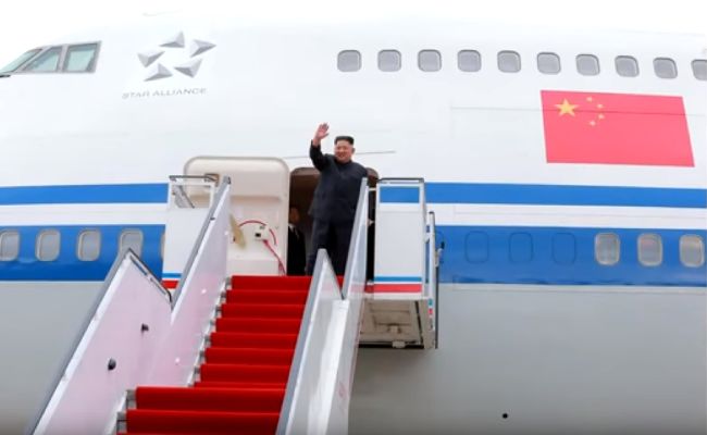 金正恩登機　五星旗在北韓官媒曝光