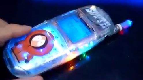 秀神機小海豚　網笑：拿這隻妹載不完