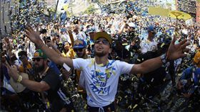 Stephen Curry,勇士遊行（圖／取自勇士官方推特）