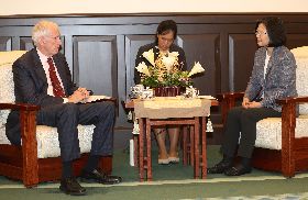 蔡總統接見莫健（1）