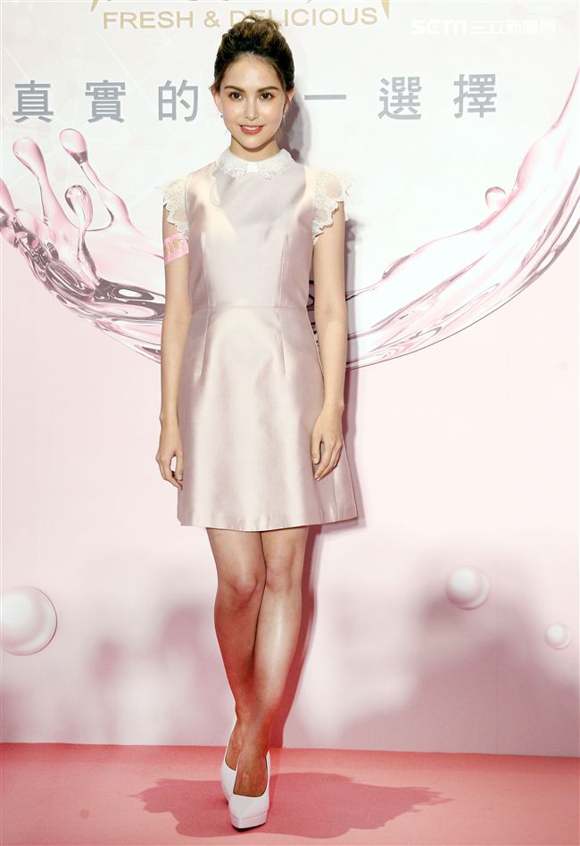 人妻昆凌分享產後如何補充蛋白質及保養。（記者邱榮吉/攝影）