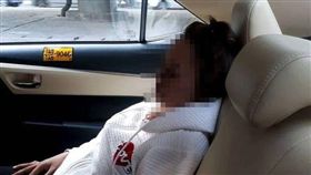 泰國,車禍,化妝,眼線筆,意外,噁心畫面,驚悚　圖／翻攝自臉書