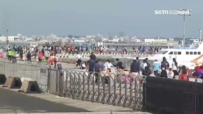 澎湖恐刮10級風　遊客爆發撤離潮