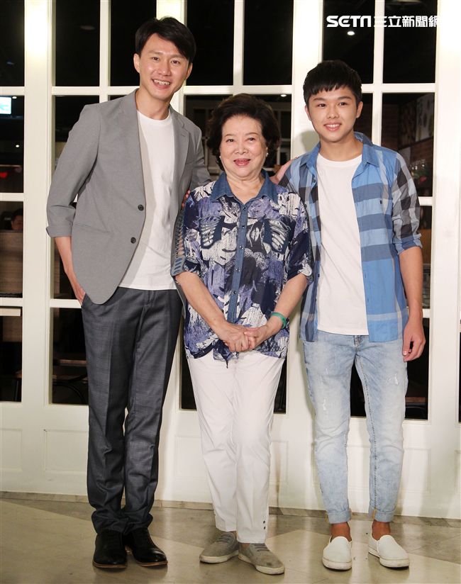 侯智騰、陳淑芳、陳鼎中(仔仔)。（記者邱榮吉/攝影）
