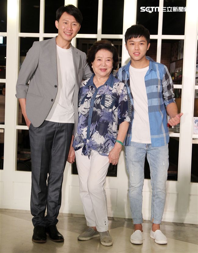 侯智騰、陳淑芳、陳鼎中(仔仔)。（記者邱榮吉/攝影）