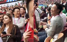 陳奕迅現身俄羅斯世界盃現場,翻攝自微博