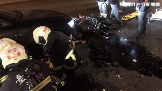 重機車禍零件四散噴濺　監視器曝光