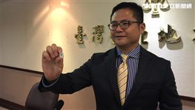 台北地院，庭長吳勇毅，抽籤，分案，王炳忠，檢方起訴卷證資料。潘千詩攝影