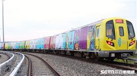 觀光局,海灣旅遊年,機捷,桃園機場捷運,彩繪列車。（圖／觀光局提供）