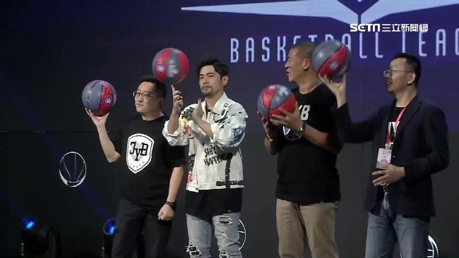 周董創立籃球聯盟　投不進自嘲太緊張
