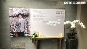 傅達仁簡易靈堂 圖／記者黃慈雯攝影