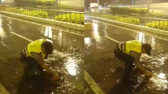 員警冒雨徒手清落葉　網紛喊：超貼心