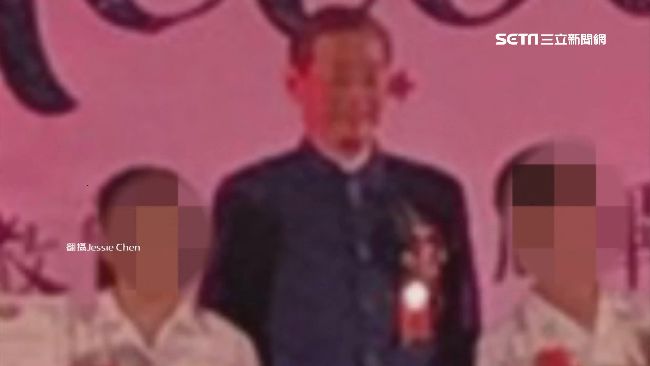 畢典請白狼頒獎！校方：一切很臨時