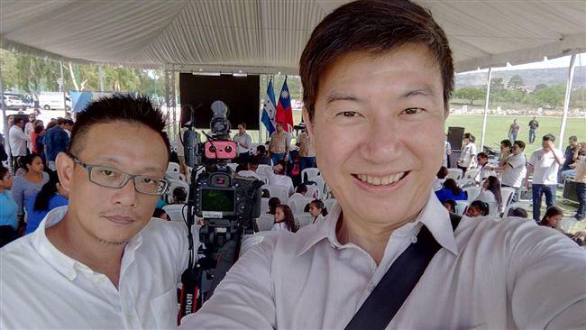 直擊飛機失速墜毀　台灣記者撿回小命
