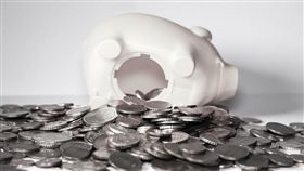 薪水,退休,工作,PTT,美金,台幣,存款,網友／翻攝自Pixabay