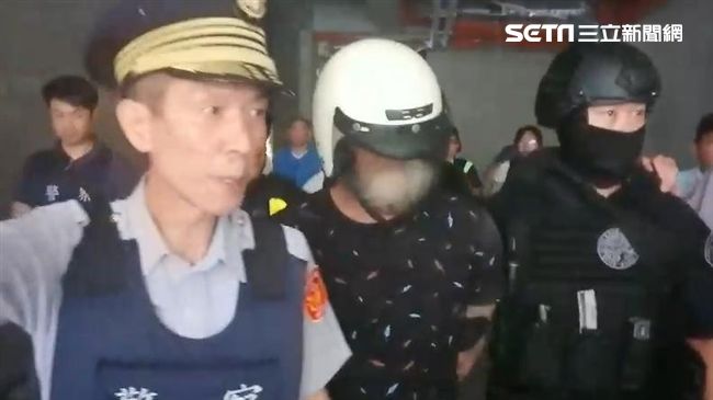 通緝犯奪警槍逃逸　警方將人逮捕到案