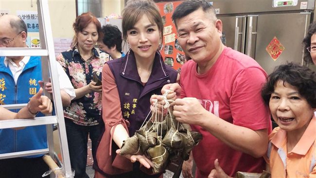澎恰恰揪美魔女包粽　恍如見離世母親