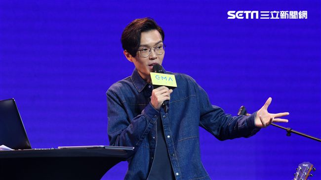 蕭敬騰主持金曲　方大同拍胸脯掛保證