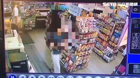 新北新店區一名30歲的高姓女子，因抵抗性侵遭遭分屍，掀起外界議論。目前高女的最後身影曝光，她到台北市紹興北街上的超商買完東西後，前往華山草原，之後就沒了身影。（圖／翻攝畫面）