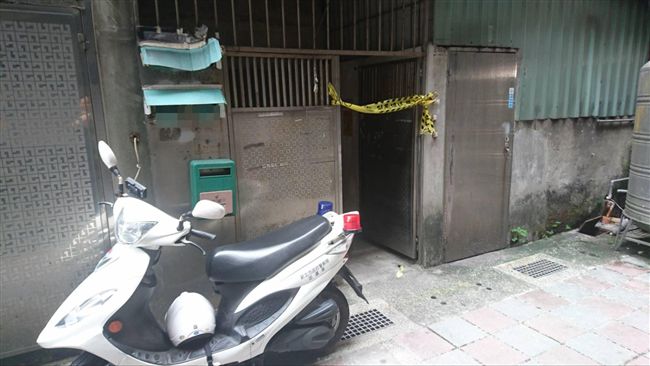 又凶殺？汐止1女脖子中刀明顯死亡！