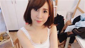 實況主,潔哥,李秉潔,網紅,部落客,無敵小恩恩,妻子,Annie,胸部,真奶,假奶,分辨,酸民（圖／翻攝自《潔哥/李秉潔》臉書） 