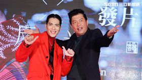 曾國城為蕭敬騰主持發片記者會。（記者邱榮吉/攝影）